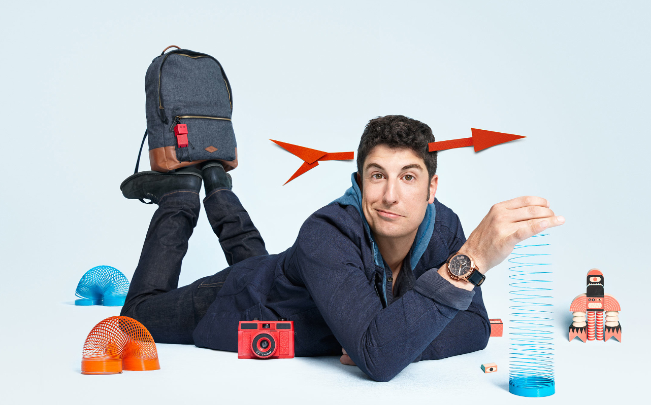 000037-Jason-Biggs-lying-down-copy